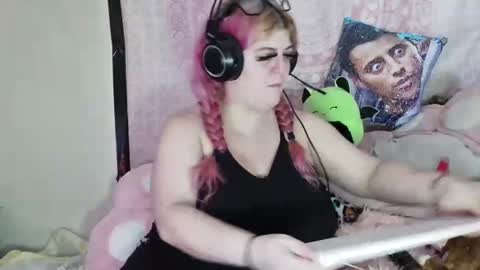 Veronica Lehane online show from 01/04/25, 12:38