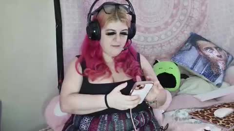 Veronica Lehane online show from 01/24/25, 04:06