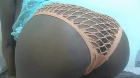 Snapshot of veera256 chatting on 01/05/25, 06:24 veera256 online show from 01/05/25, 06:24