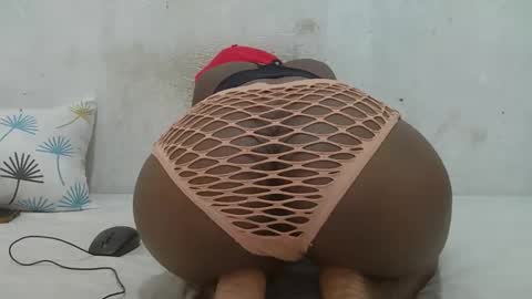 Snapshot of veera256 chatting on 10/19/25, 04:46 veera256 online show from 10/19/25, 04:46