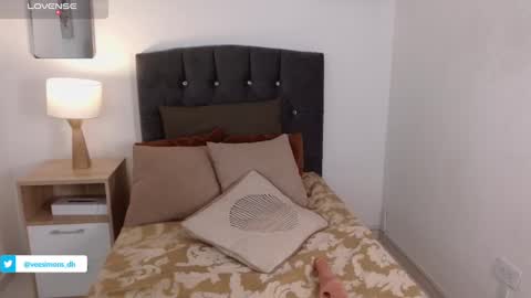 Vee Simons online show from 02/07/25, 11:13