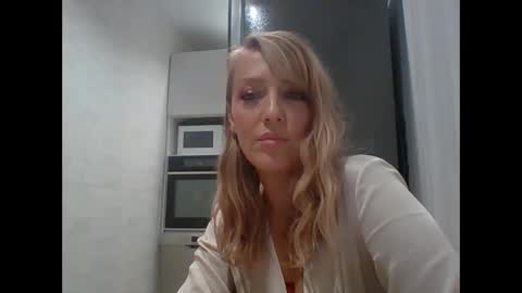 Veessa online show from 11/12/25, 05:35