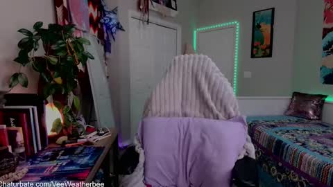 Violet Weatherbee online show from 12/23/24, 12:41