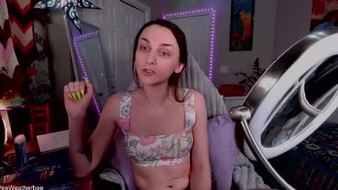 Violet Weatherbee online show from 09/09/25, 12:32