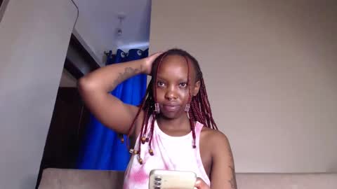 Snapshot of veey_dellah chatting on 04/06/26, 07:09 veey online show from 04/06/26, 07:09