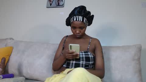 Snapshot of veey_dellah chatting on 04/18/26, 05:00 veey online show from 04/18/26, 05:00