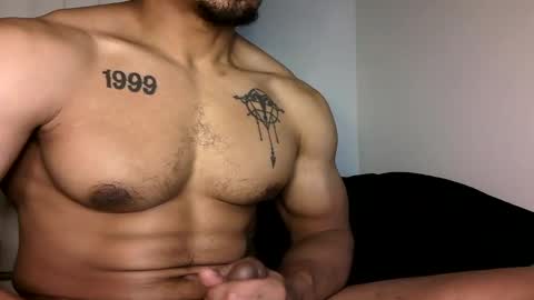 Vegas Love online show from 10/31/25, 06:47