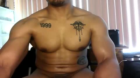Snapshot of vegasluv702 chatting on 05/15/26, 08:05 Vegas Love online show from 05/15/26, 08:05