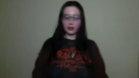 velira_ online show from 11/20/25, 04:23