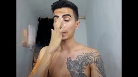 velk_hot1 online show from 01/05/25, 02:27