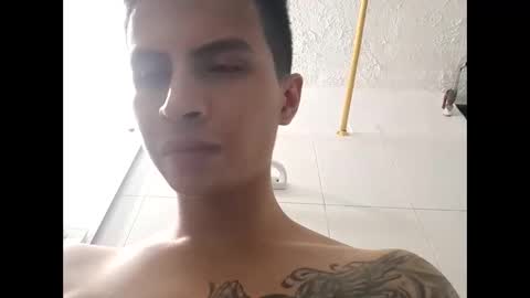 velk_hot1 online show from 01/06/25, 05:52