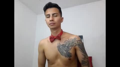 velk_hot1 online show from 02/24/25, 03:09