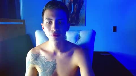 velk_hot1 online show from 02/14/26, 12:35