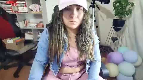 Im VelaI will be Christmas and New Year with my family December 22 to January 13 I will miss you guys. online show from 11/03/25, 02:24