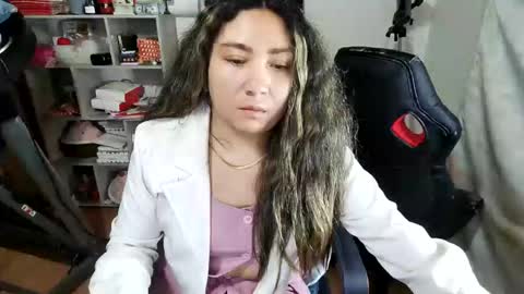 Im VelaI will be Christmas and New Year with my family December 22 to January 13 I will miss you guys. online show from 04/13/26, 03:34