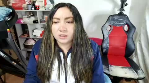 Snapshot of vellarossa chatting on 06/18/26, 07:08 Im VelaI will be Christmas and New Year with my family December 22 to January 13 I will miss you guys. online show from 06/18/26, 07:08