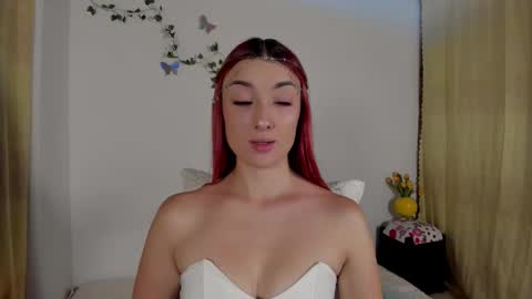 velvet_00 online show from 03/22/26, 08:56