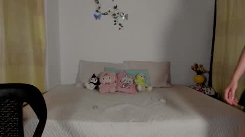 velvet_00 online show from 03/24/26, 03:22