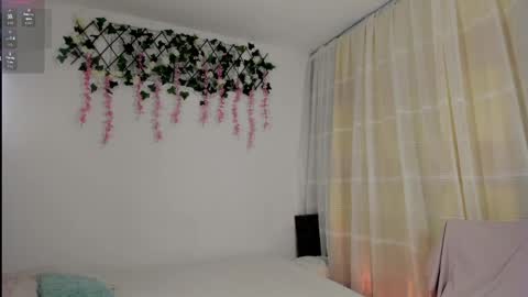 velvet_00 online show from 05/31/26, 03:58