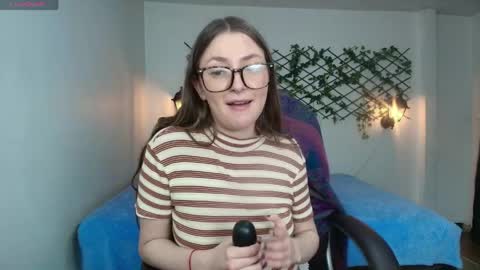 Sophi  online show from 04/06/26, 04:46