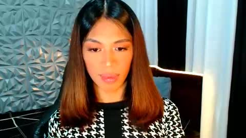 Snapshot of velvet_angela chatting on 07/20/26, 04:20 velvet_angela online show from 07/20/26, 04:20