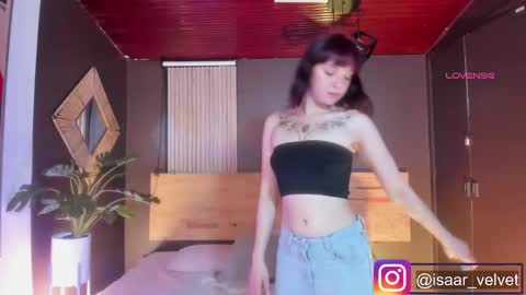 Isabella  online show from 02/03/26, 11:48