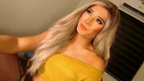 Richy will make you fall in love online show from 10/27/25, 01:31