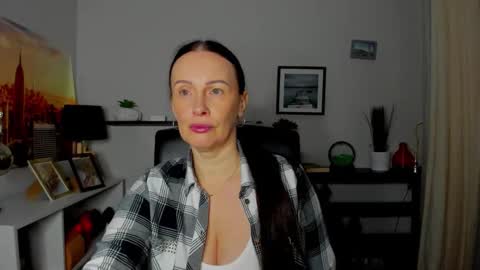 Jasmine online show from 10/21/25, 05:30