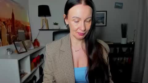 Jasmine online show from 01/15/26, 06:40