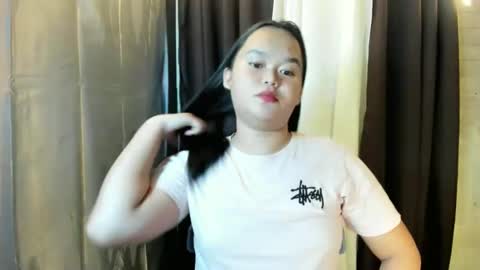 Snapshot of velvet_jess chatting on 03/03/26, 11:49 call me jessie online show from 03/03/26, 11:49