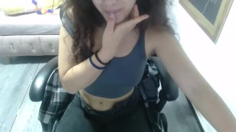 velvet_moon_v online show from 11/28/25, 01:14