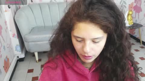 velvet_moon_v online show from 03/31/26, 01:22