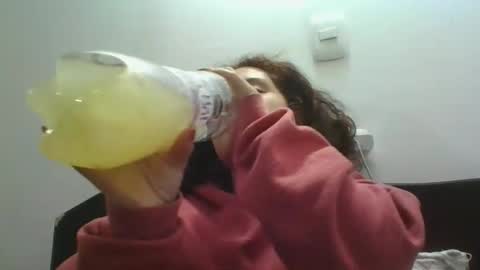 velvet_moon_v online show from 05/15/26, 01:23