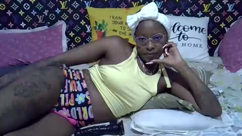 velvet online show from 01/12/26, 04:45