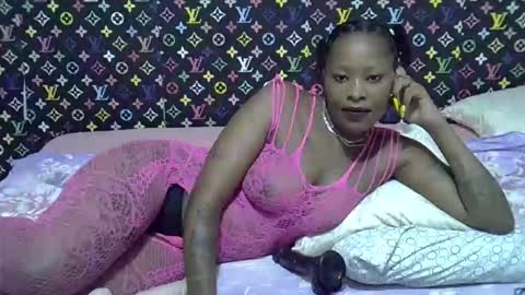 velvet online show from 02/03/26, 04:32