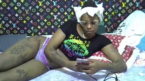 velvet online show from 03/22/26, 07:39