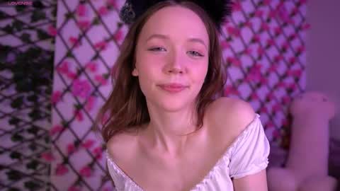 Polly online show from 11/06/25, 06:20