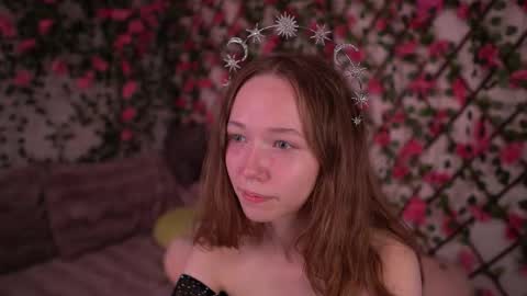 Polly online show from 11/28/25, 06:10