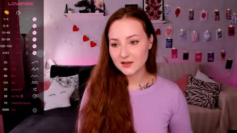 Snapshot of velvetcherry_ chatting on 05/20/26, 09:04 Mia online show from 05/20/26, 09:04