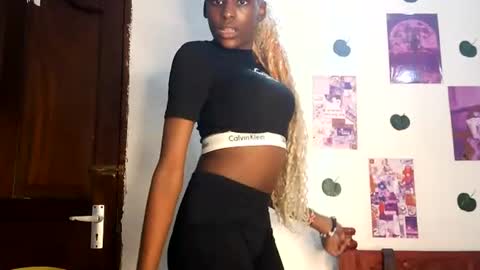 velvetdesiree online show from 06/14/26, 08:33