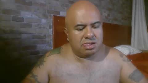 velvetlux9 online show from 05/17/26, 02:20