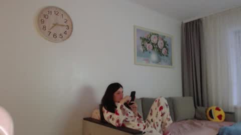 Snapshot of velvetmoon123 chatting on 02/20/26, 05:15 velvetmoon123 online show from 02/20/26, 05:15