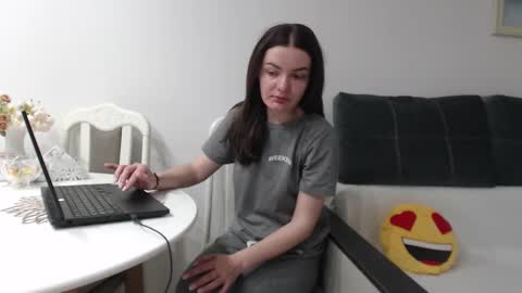 velvetmoon123 online show from 03/14/26, 04:40