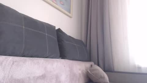 velvetmoon123 online show from 03/20/26, 07:24