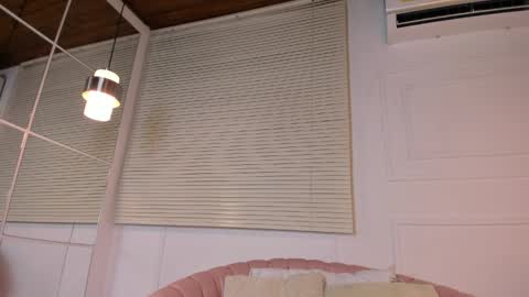 Velvet Nami online show from 04/04/26, 12:02