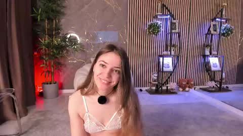 Velvet online show from 04/22/26, 03:09