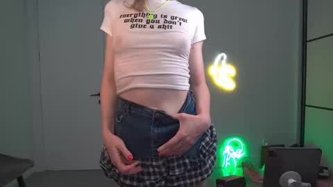 VelvetTGirl online show from 03/12/26, 06:03