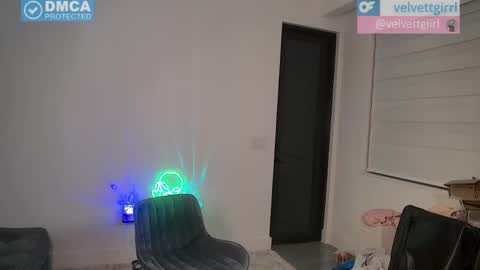 VelvetTGirl online show from 05/25/26, 04:07
