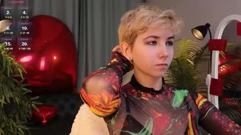 Snapshot of velvetvalkyries chatting on 02/15/25, 03:06 CLEOshort hair  TIna long hair  online show from 02/15/25, 03:06