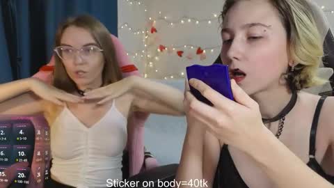 CLEOshort hair  TIna long hair  online show from 11/16/25, 04:34